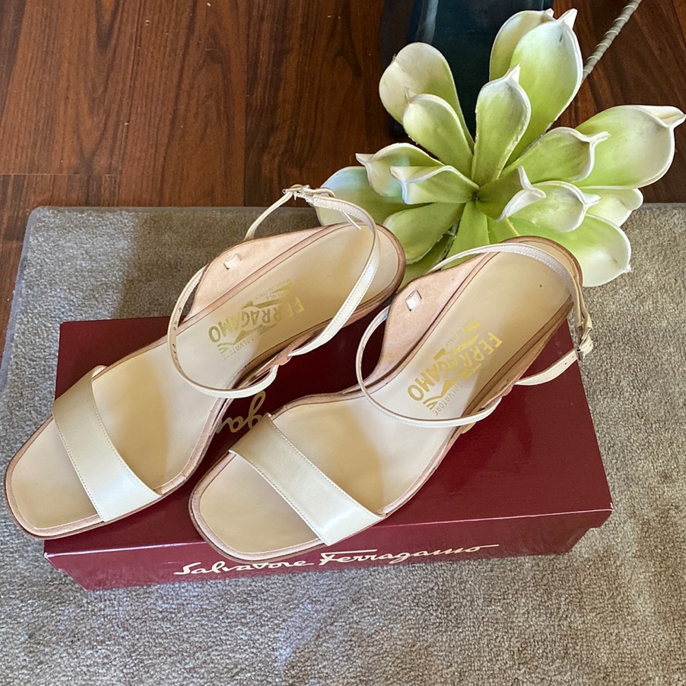 Salvatore Ferragamo made in Italy dress/causal sandals.